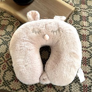 I am - Travel Neck Pillow for Kids